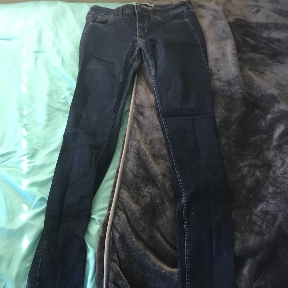 Hollister dark-wash jeggings